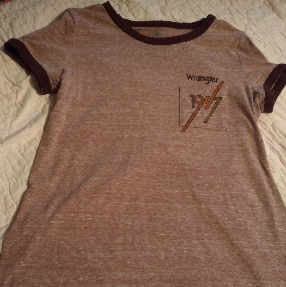 Small Wrangler shirt